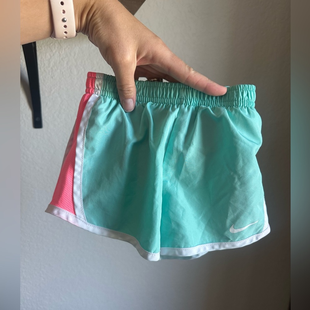 Toddler girl Nike Drifit shorts 4t